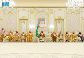 HRH Crown Prince Receives Scholars, Ministers, Citizens at Taibah Palace in Madinah